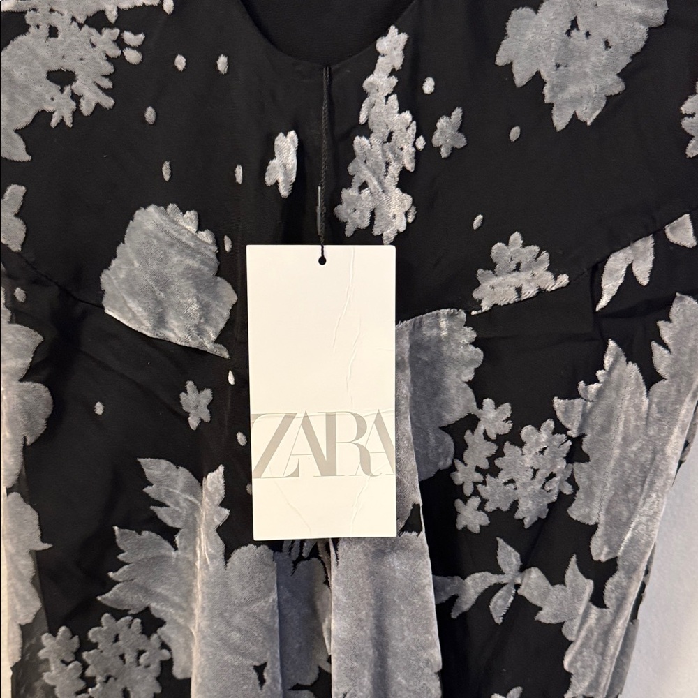 NWT Zara Black and Gray Floral Dress - Picture 5 of 7